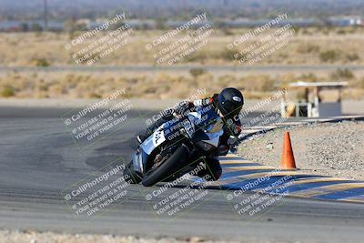 media/Jan-09-2022-SoCal Trackdays (Sun) [[2b1fec8404]]/Turn 11 (935am)/